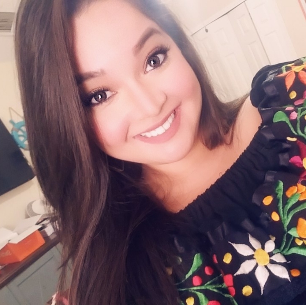Meet your Posher, Daniela